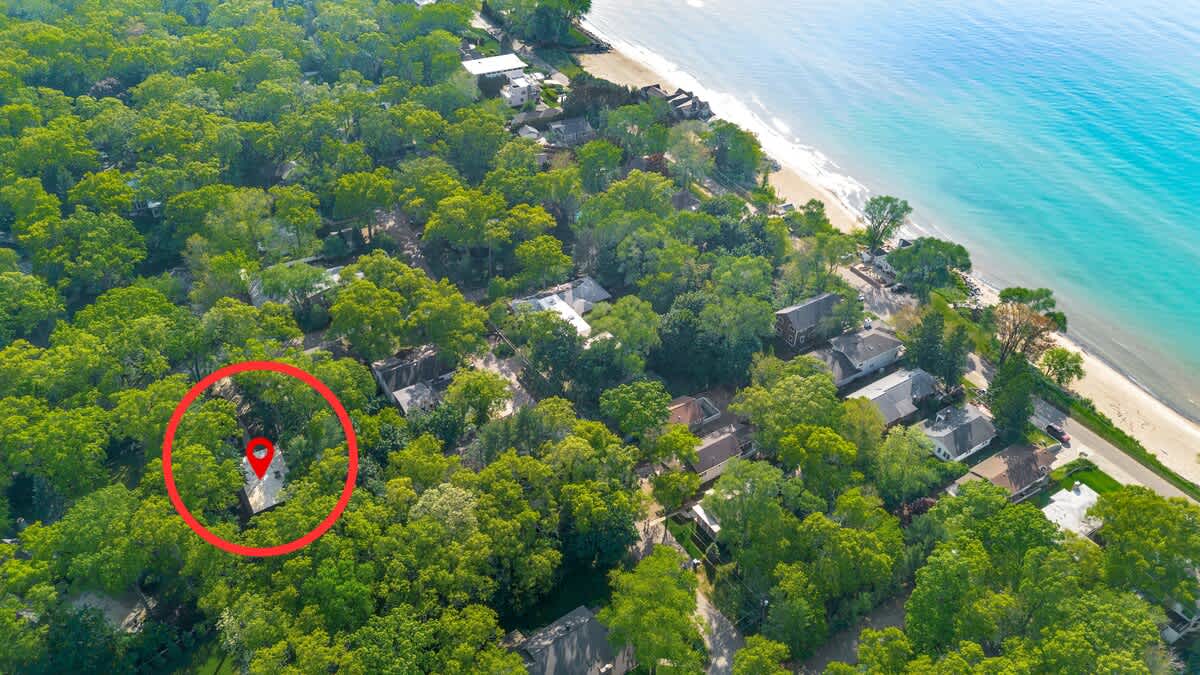 Just steps to the beach—paradise marked in red.