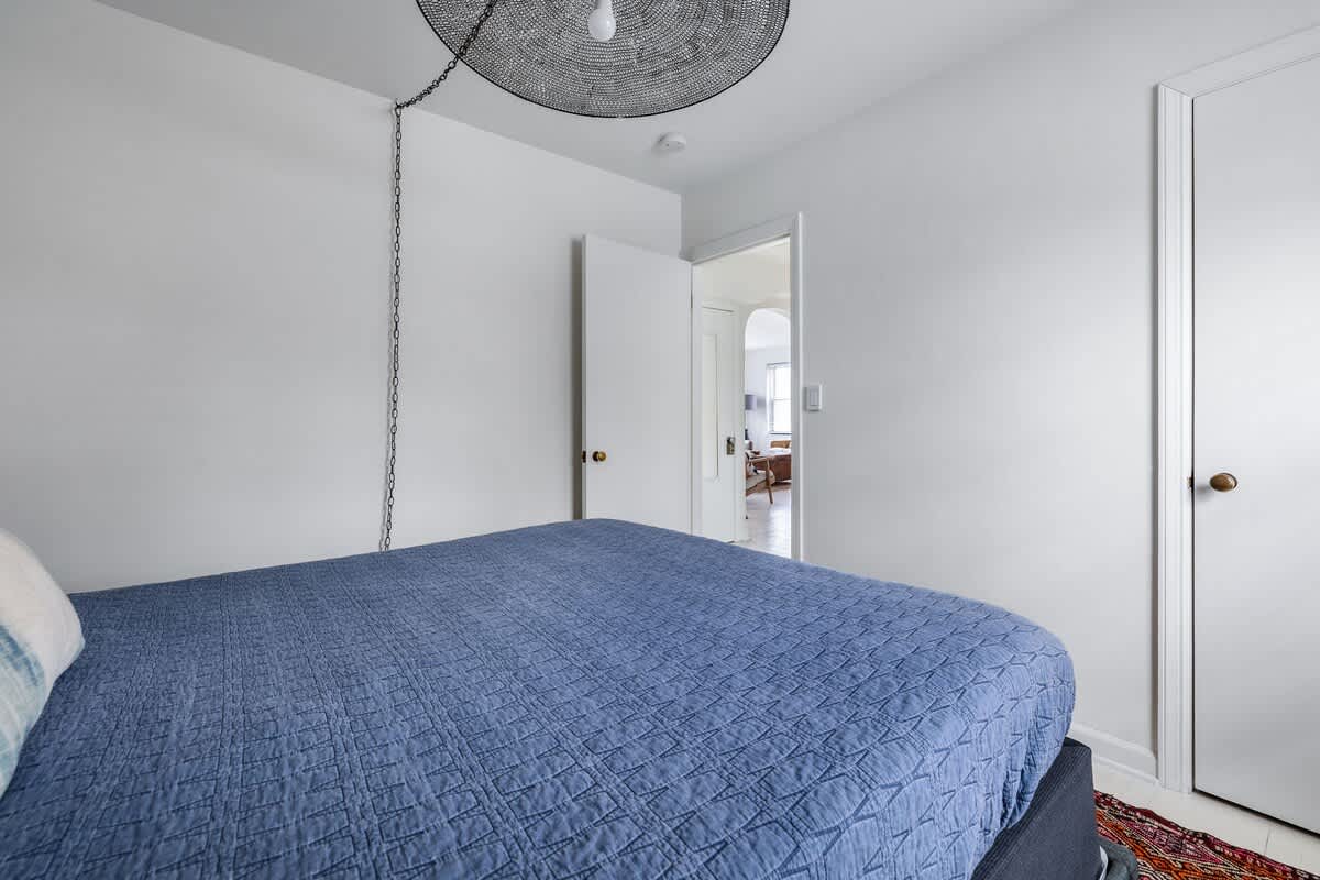 One look at this bed, and you’ll be dreaming before you even lie down.