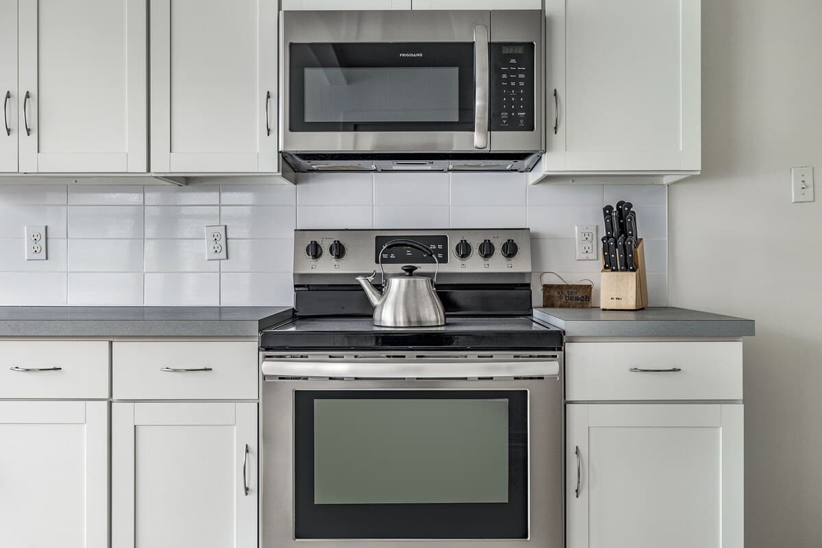 It’s not just an appliance setup—it’s a cooking power squad.