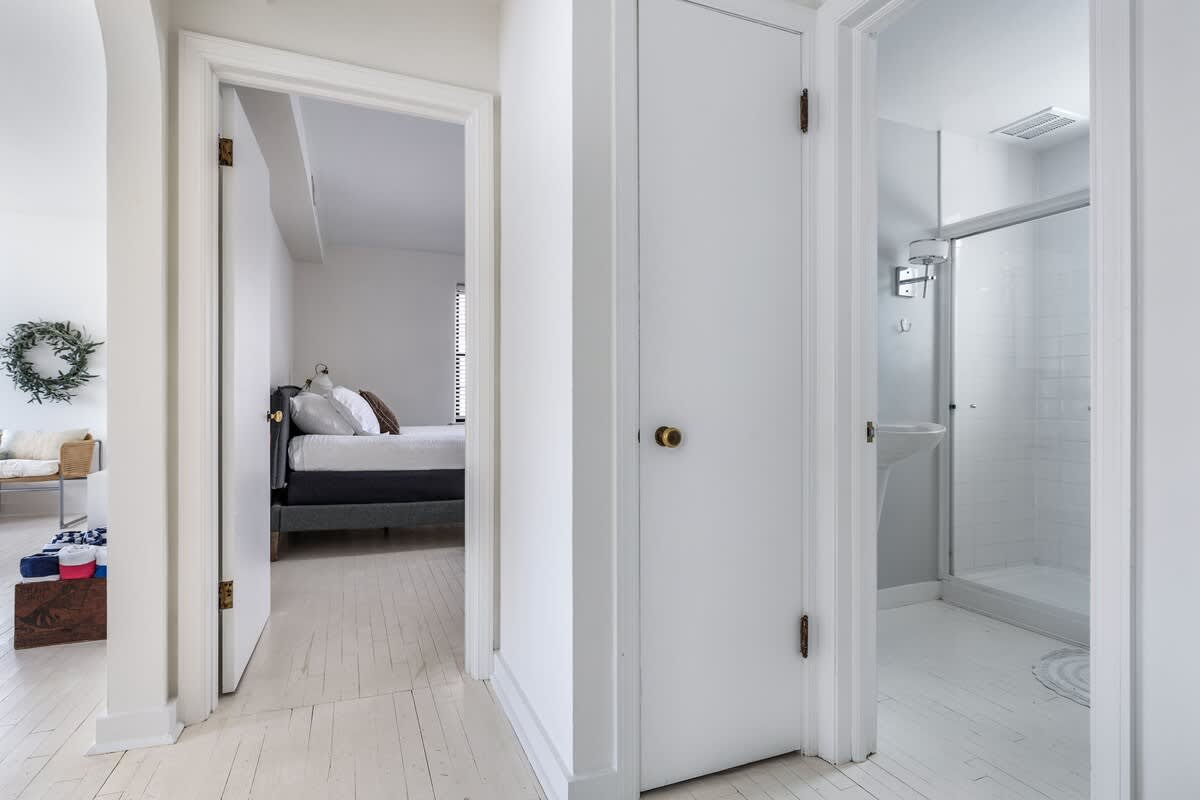 The perfect transition between rest, refresh, and relaxation. Who needs more?
