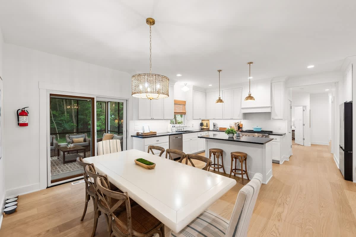 Dine in style, laugh a little louder, and make memories that last a lifetime!