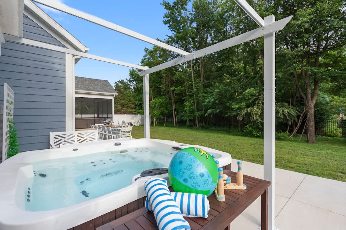 Featured Property Blue Hill Cottage