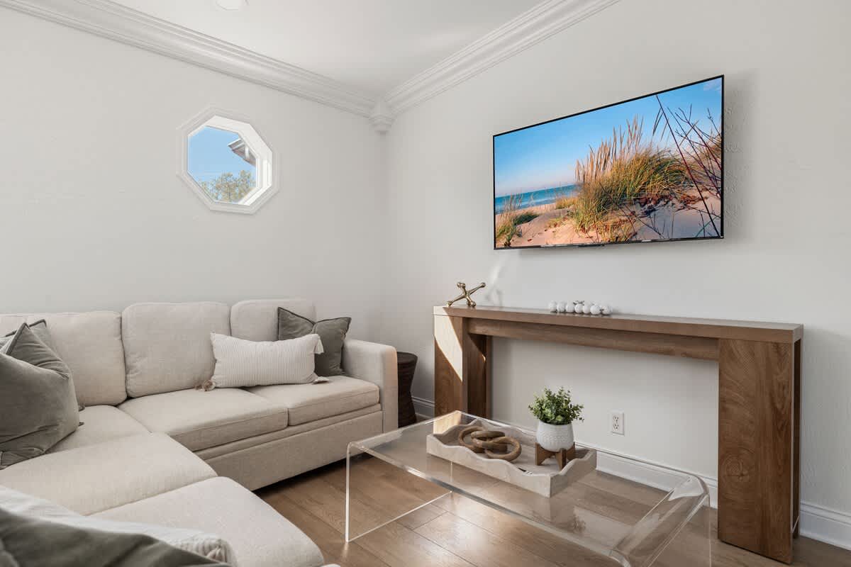 Sunny-Dunes-Retreat-5TV