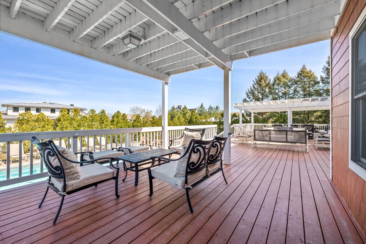The best family moments happen right here—fresh air, full hearts, and comfy seats all around.