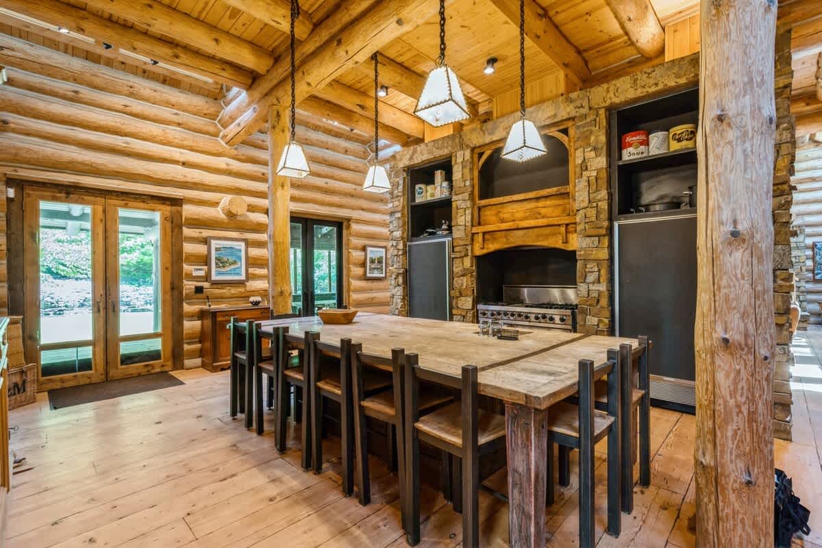 Gather, feast, and make memories under timbered ceilings.