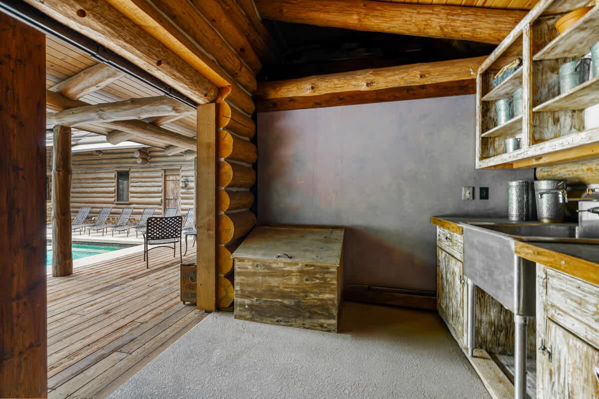 A refreshing pool and stylish kitchen make this cabin a tranquil escape.