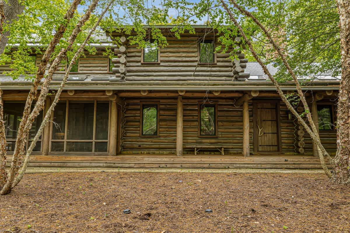 Welcome to Wilder Woods! Peaceful, private, and packed with cabin character.