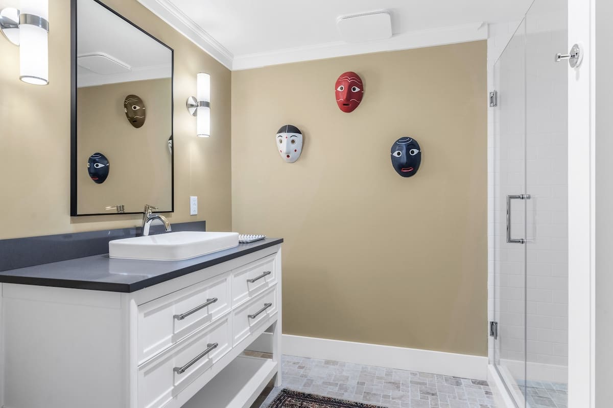 Clean lines. Bold vibes. Fresh start.