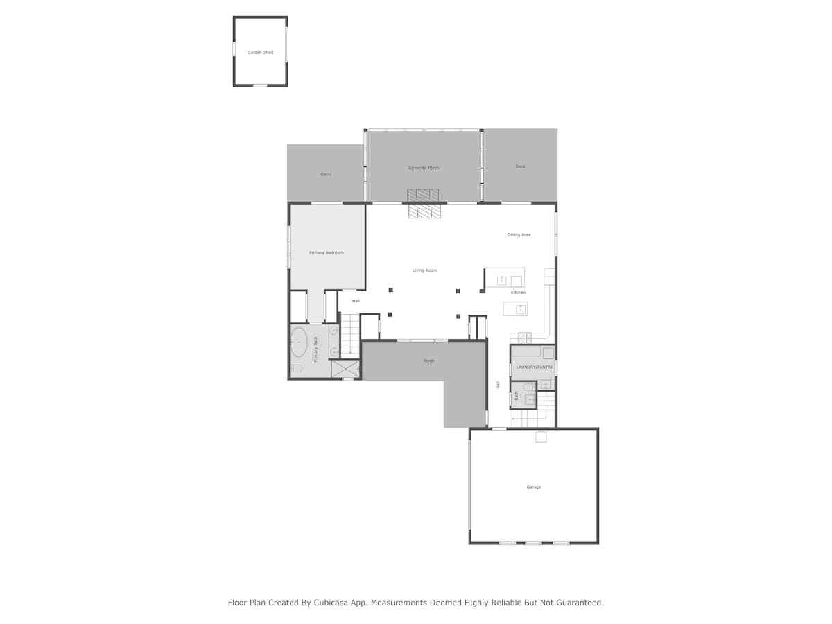 The Ponchartrain's main level floorplan.