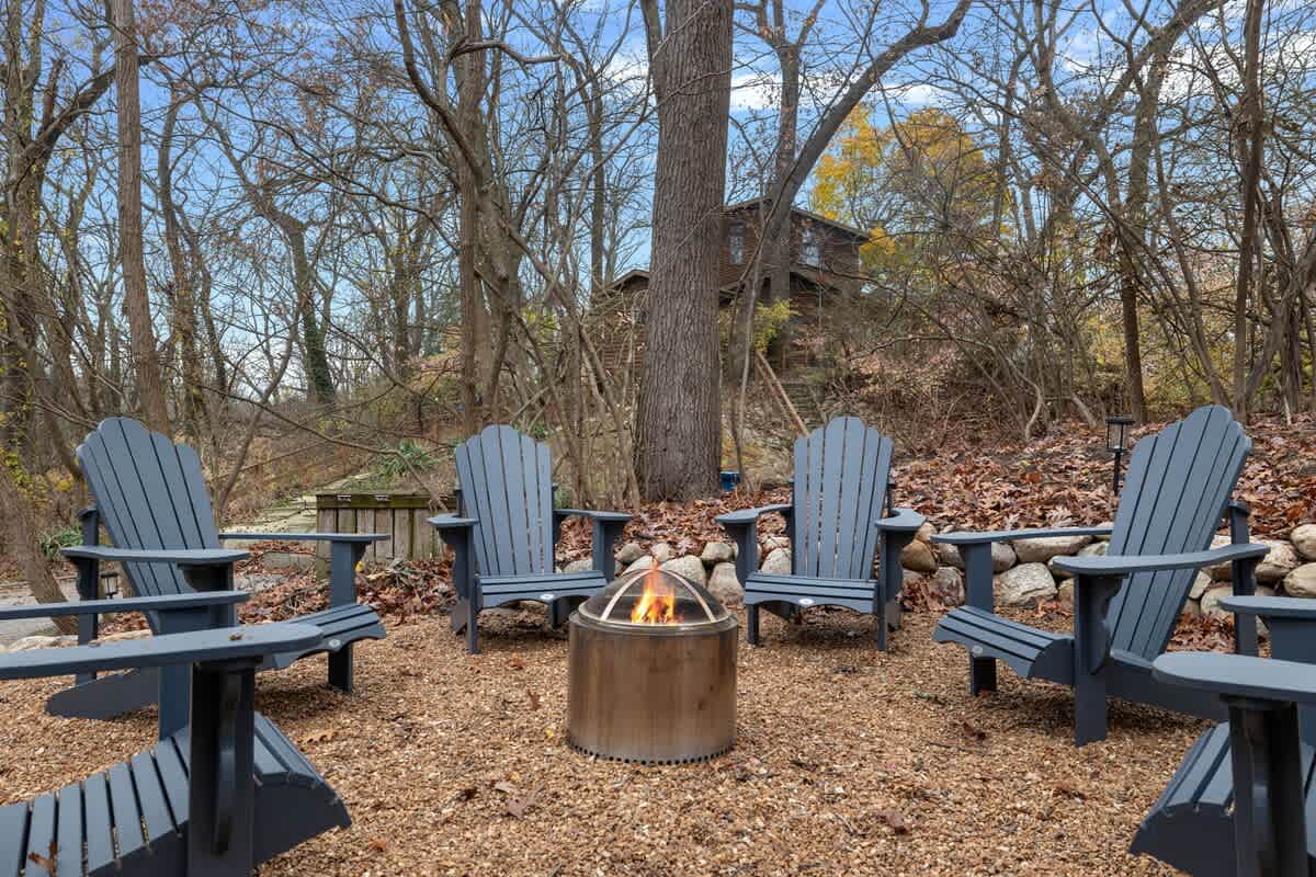 torytime, stargazing, and toasted marshmallows await.
