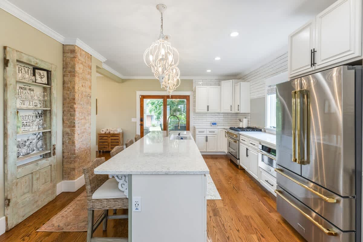 Bright, bold, and ready for your next gourmet creation.