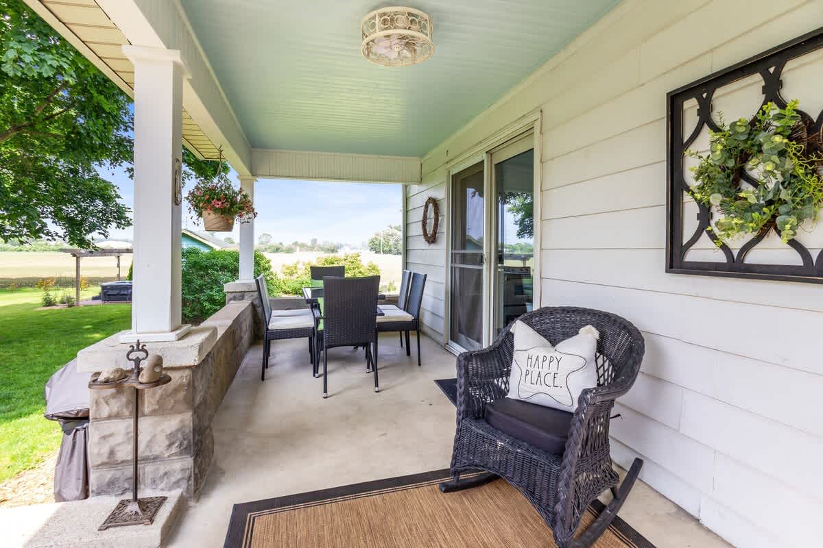 Pour a coffee. Rock a while. This is your happy place.