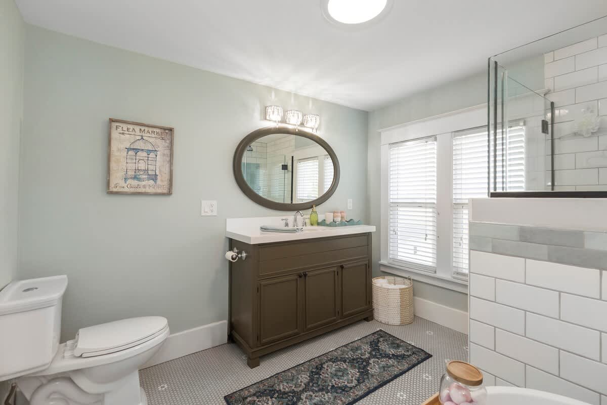 A fresh, bright bathroom with timeless character.