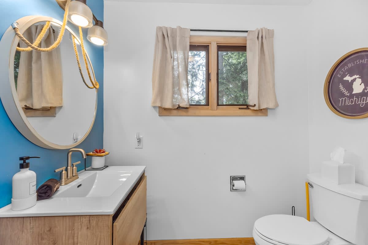 Bright, fresh, and thoughtfully styled with a touch of whimsy.