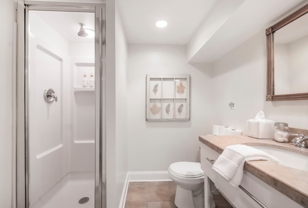 A fresh, simple space to reset and refresh.