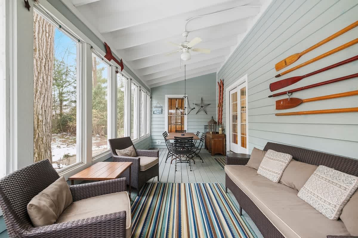 Star Cottage has a beautiful screened porch.