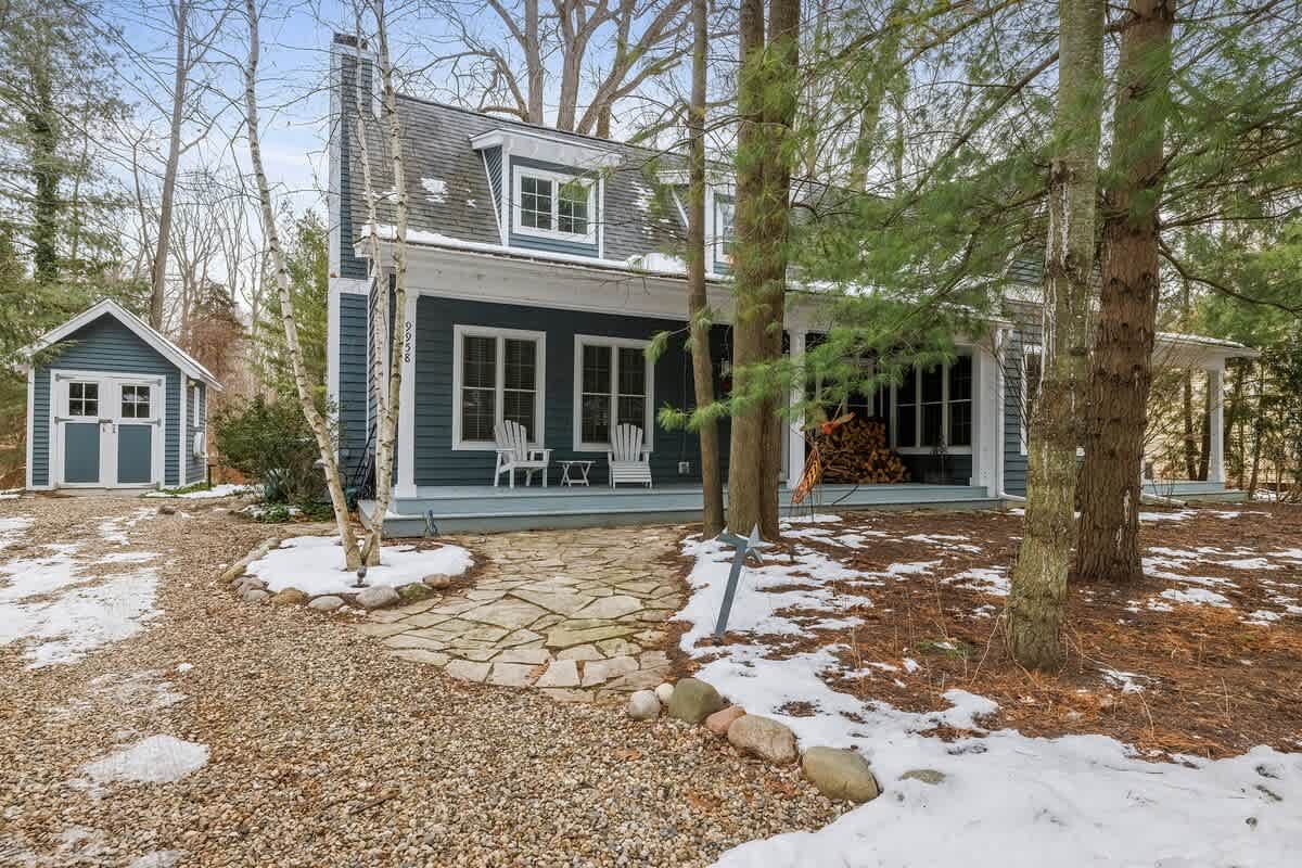 Drop your bags, grab a chair, and settle into cottage living.