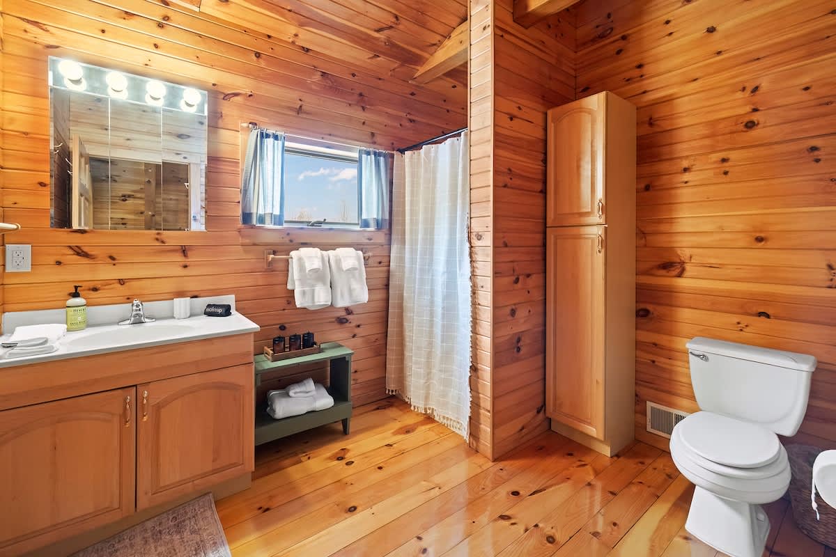 The upper-level signature suite has a private ensuite bath.