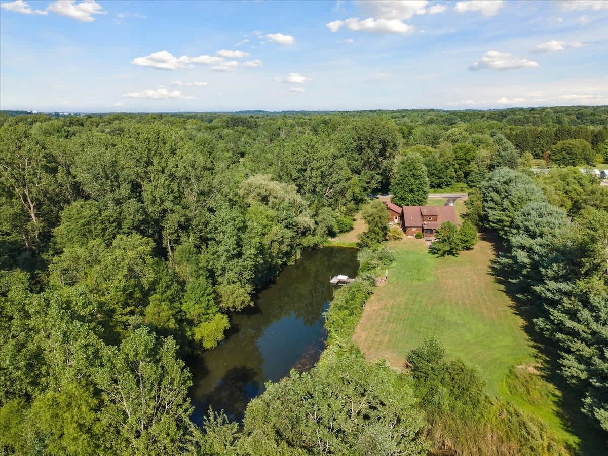 Wake to the sounds of the country - and nothing else.