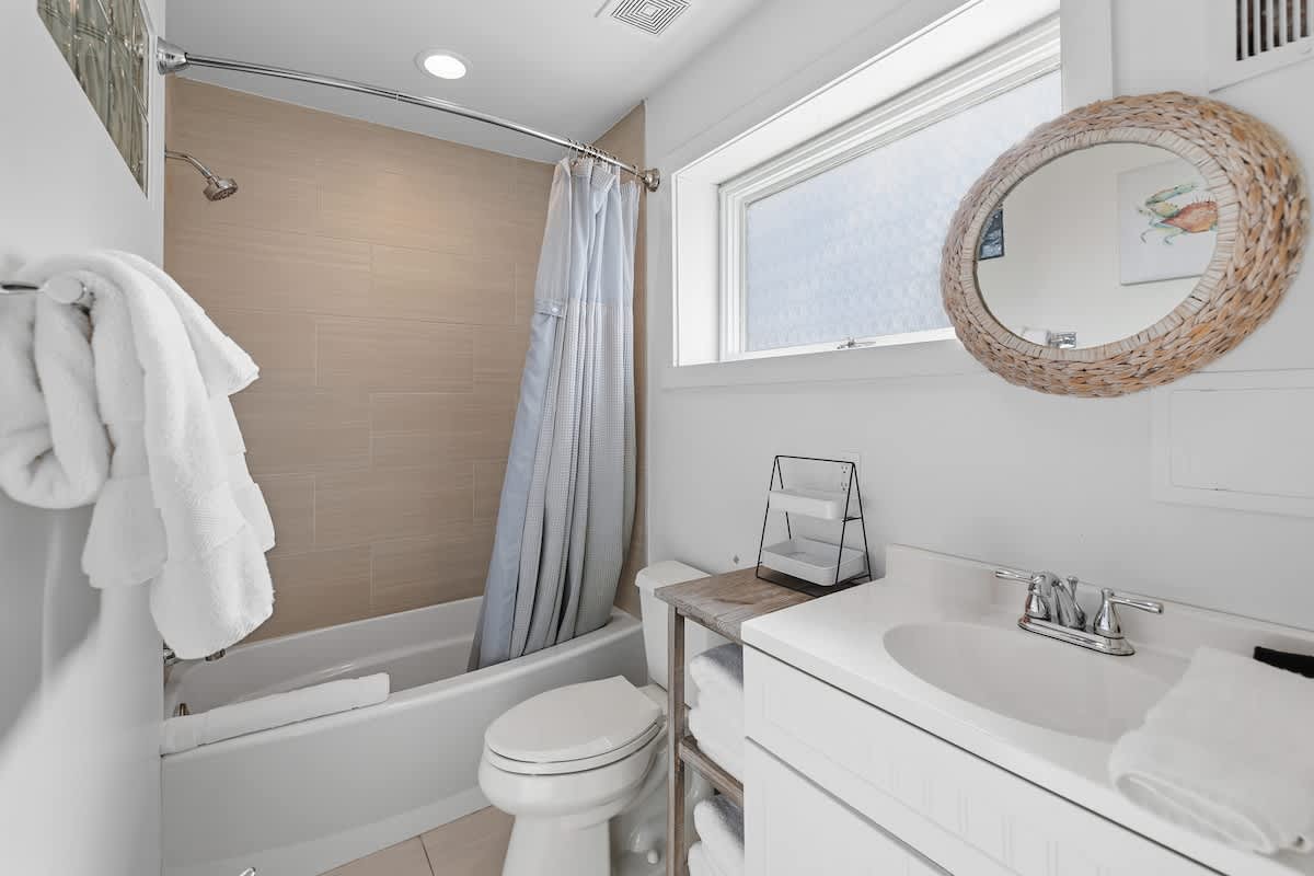 A simple, bright space to reset after beach outings.