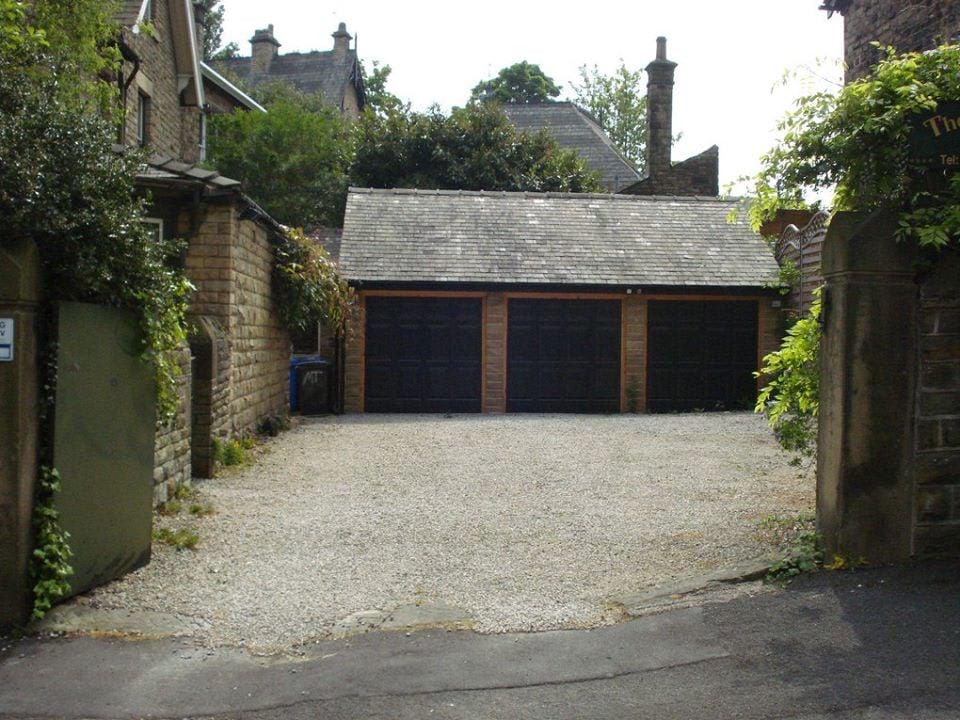 Spacious Double En-Suite with Bath & Parking