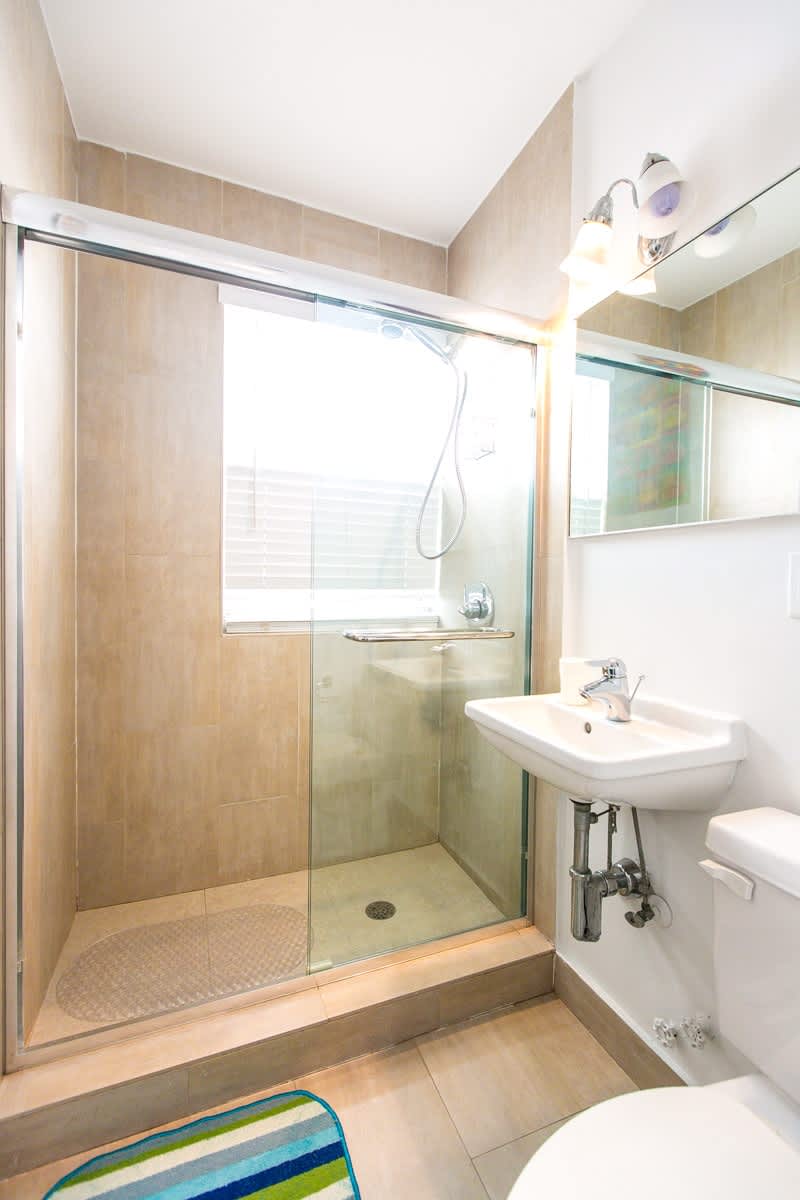 1 Bedroom 5 mins walk to Beach on Washington Ave - Foto 19