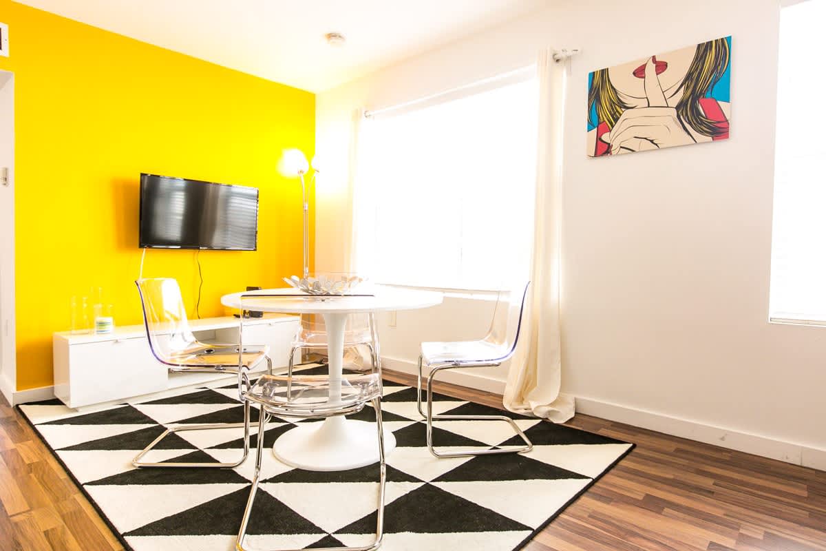 1 Bedroom 5 mins walk to Beach on Washington Ave - Foto 8