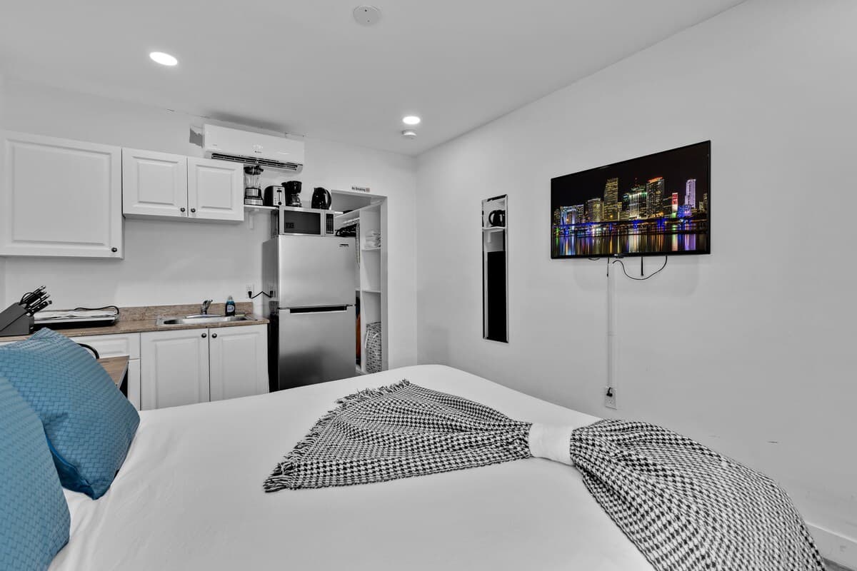 Lovely Studio Walking Distance To Ocean - Suite 7
