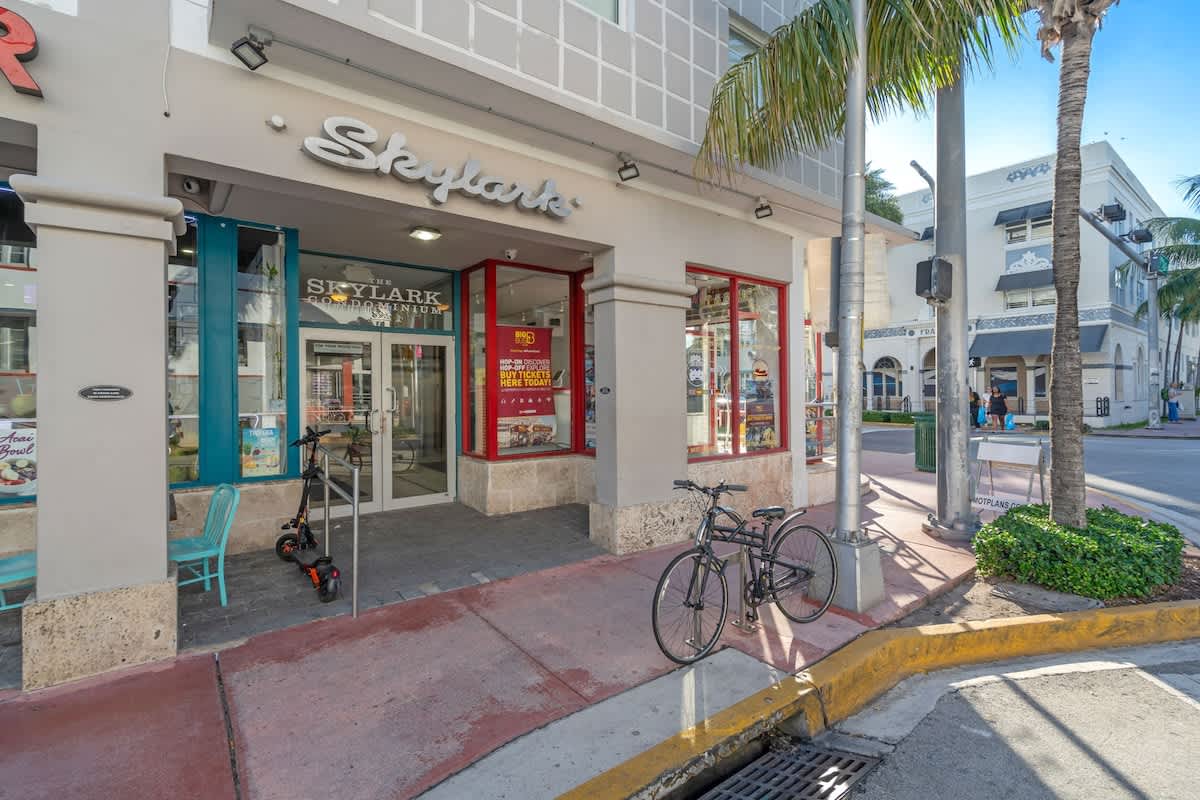 1 BLOCK FROM OCEAN 1 BR South Beach Collins Ave - Foto 19