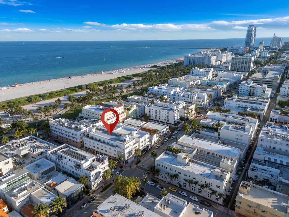 1 BLOCK FROM OCEAN 1 BR South Beach Collins Ave - Foto 1