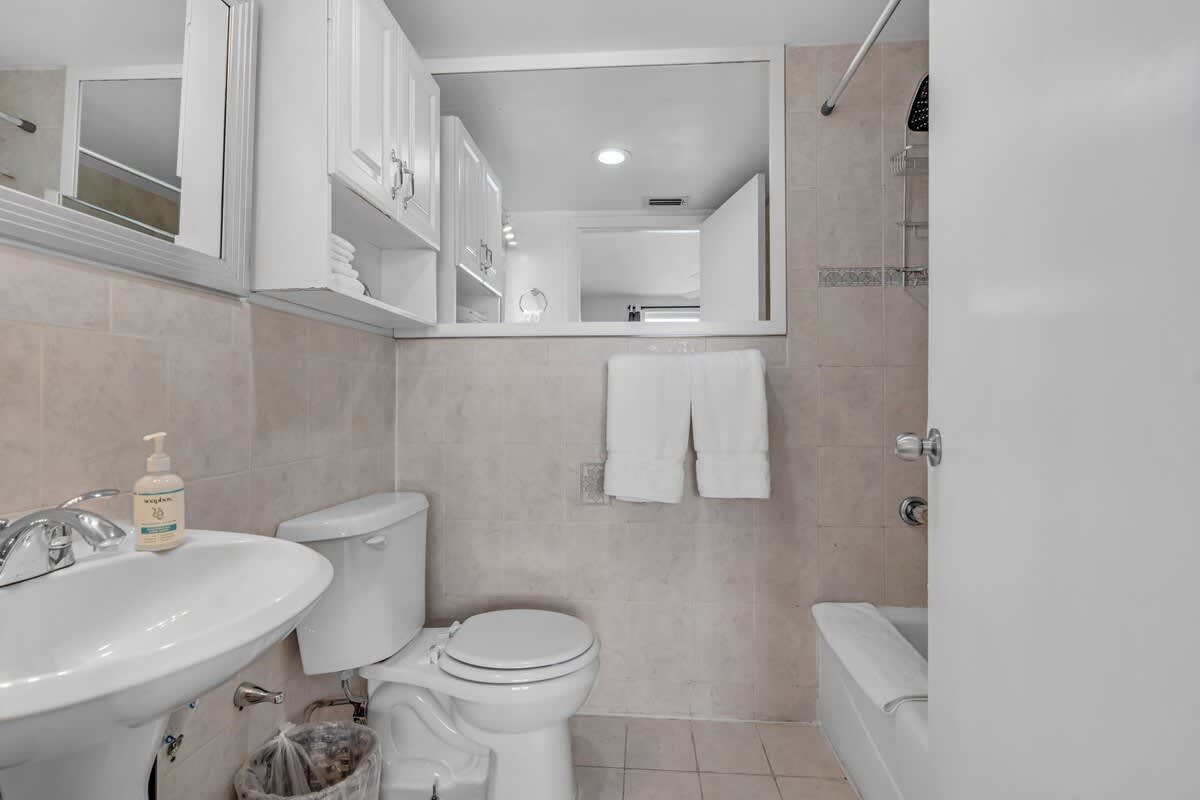 1 BLOCK FROM OCEAN 1 BR South Beach Collins Ave - Foto 16