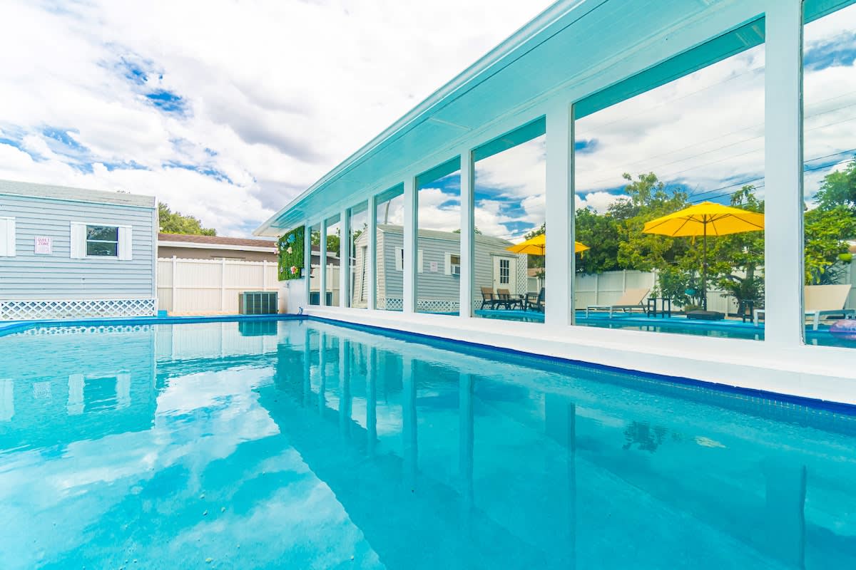 Bright 4BR with Pool and Game Room near Hard Rock
