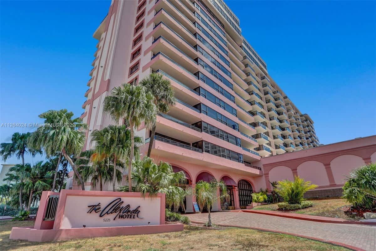 2 Bedrooms Unit OceanFront Resort The Alexander - Foto 31