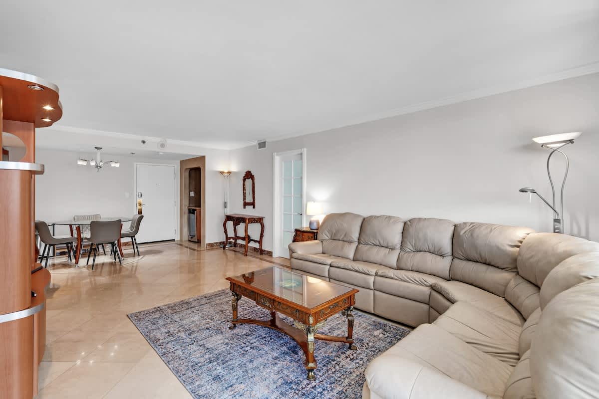 2 Bedrooms Unit OceanFront Resort The Alexander - Foto 10