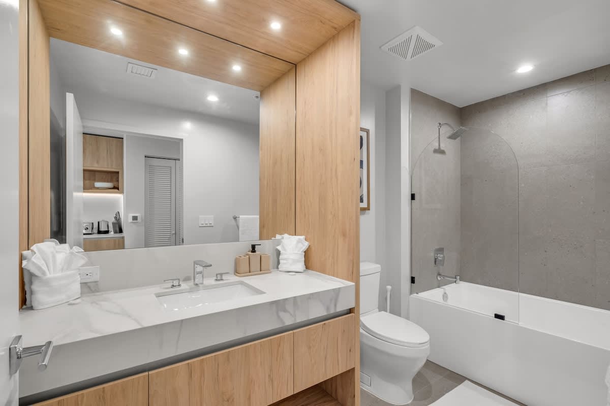 Brand New Luxury Studio at The Crosby Downtown MIA