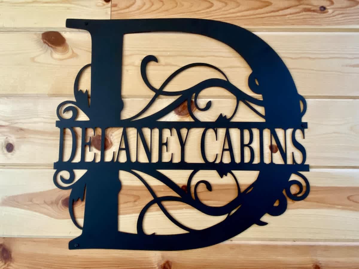 Delaney Cabins offers a variety of luxury cabin options to suit different needs and group sizes. Stay with us!