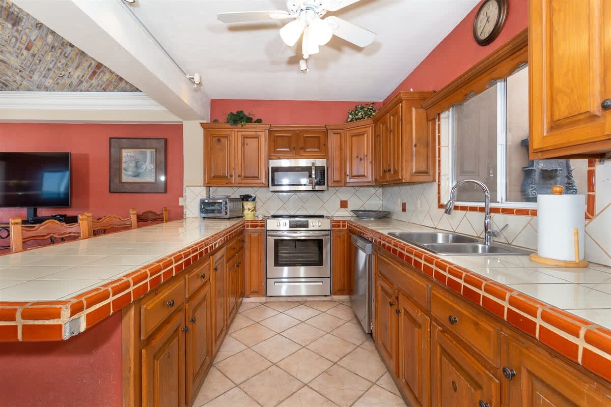 Comfortable Beachfront Condo | Las Palmas II 11 B