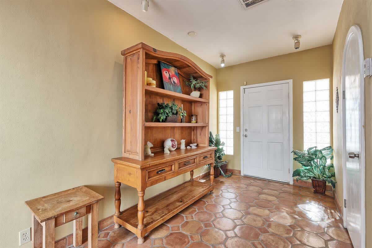 Beautiful Oceanview Bungalow | Barefoot Bungalow 2