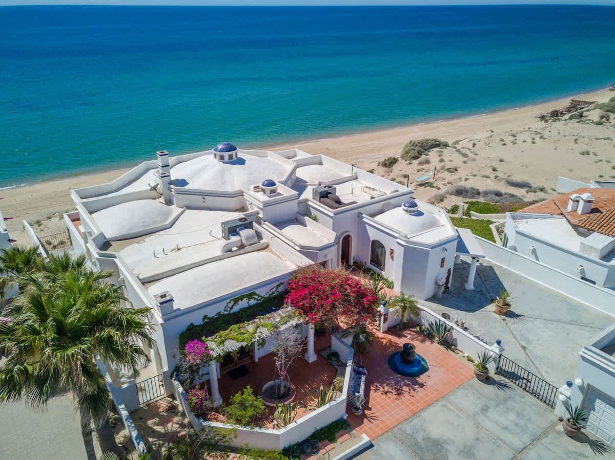 Espaciosa Casa Frente al Mar | Cerca del Mar