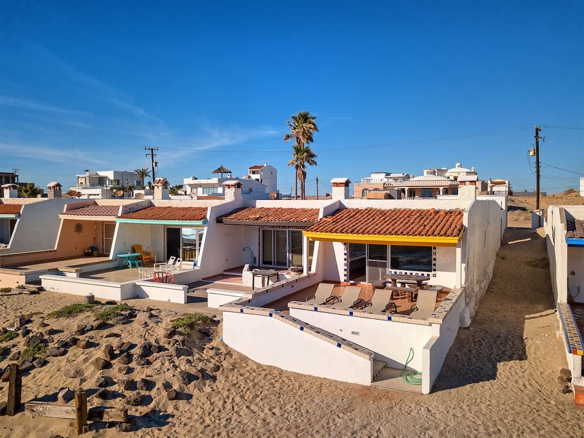 Bello y Limpio Condo Frente al Mar | Las Olas I 16