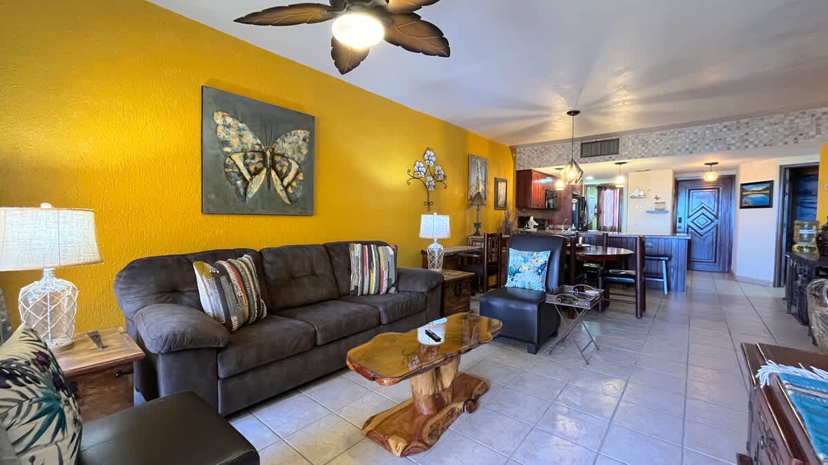 Comodo Condo en Sandy Beach | Princesa C-408