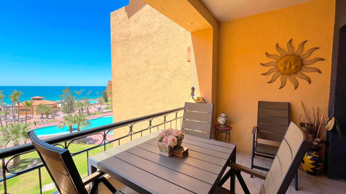 Comodo Condo en Sandy Beach | Princesa C-408