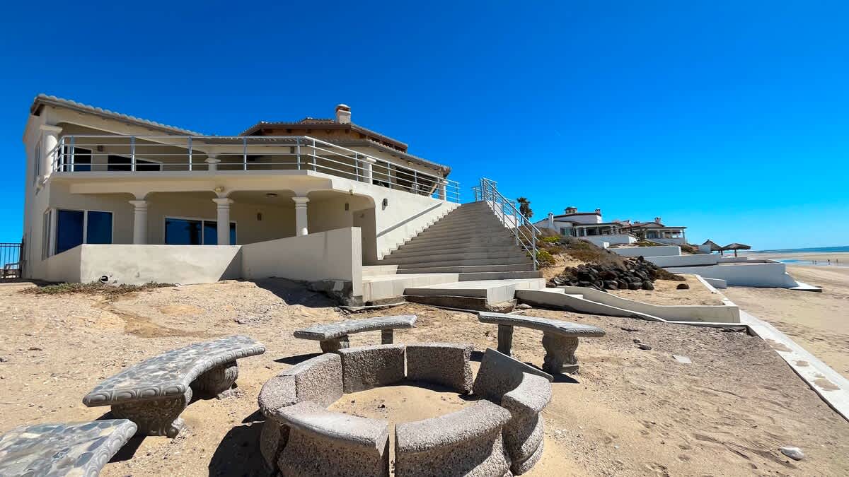Spacious Family Beachfront Home | The Beach House