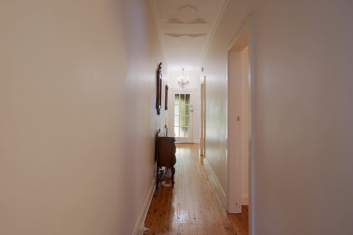 Stylish 1BR in Exclusive Vaucluse Near Shops & CBD - Photo 17