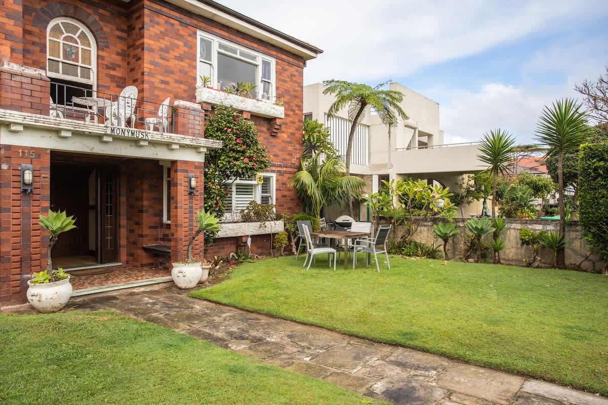 Stylish 1BR in Exclusive Vaucluse Near Shops & CBD - Photo 25