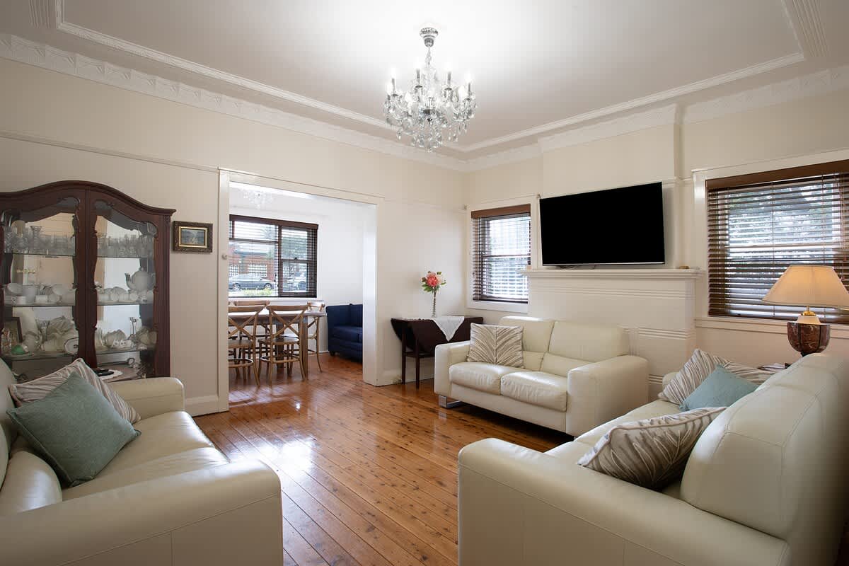 Stylish 1BR in Exclusive Vaucluse Near Shops & CBD