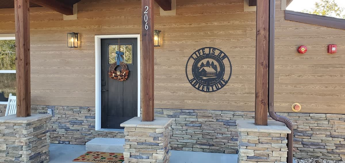Lake & Mountain View, Private Hot Tub, Game Room — Kimberling City, MO — vacation rental