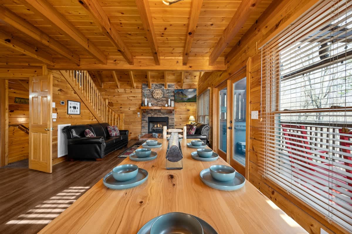 Dining room area comfortably seats eight (8), with seating for two (2) more at the bar = 10 total dining spots!