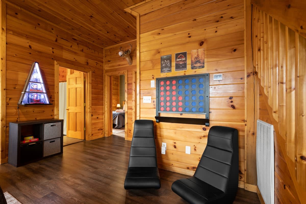 Giant Connect Four and Boss Toss!