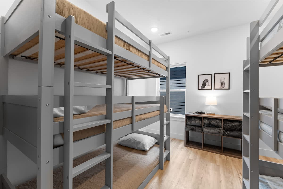 Kids Bunk Room - Sleeps 6